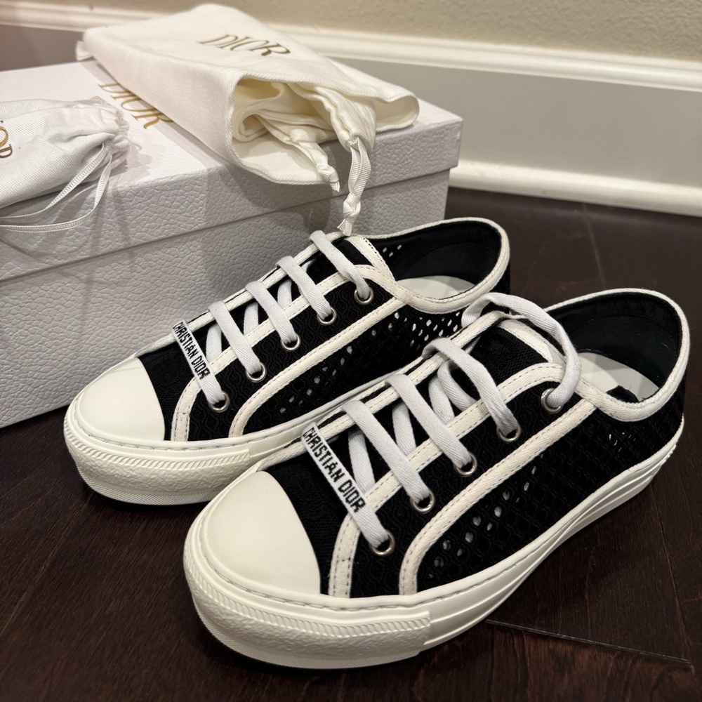 Dior Black Sneaker in size 34.5